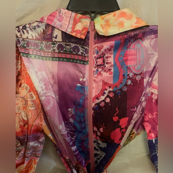 ✨⚡️💥UP PEACH WAVELENGTH SHORT SLEEVE MINI DRESS PRINT Graphic-print Silk Mini - Picture 4 of 10